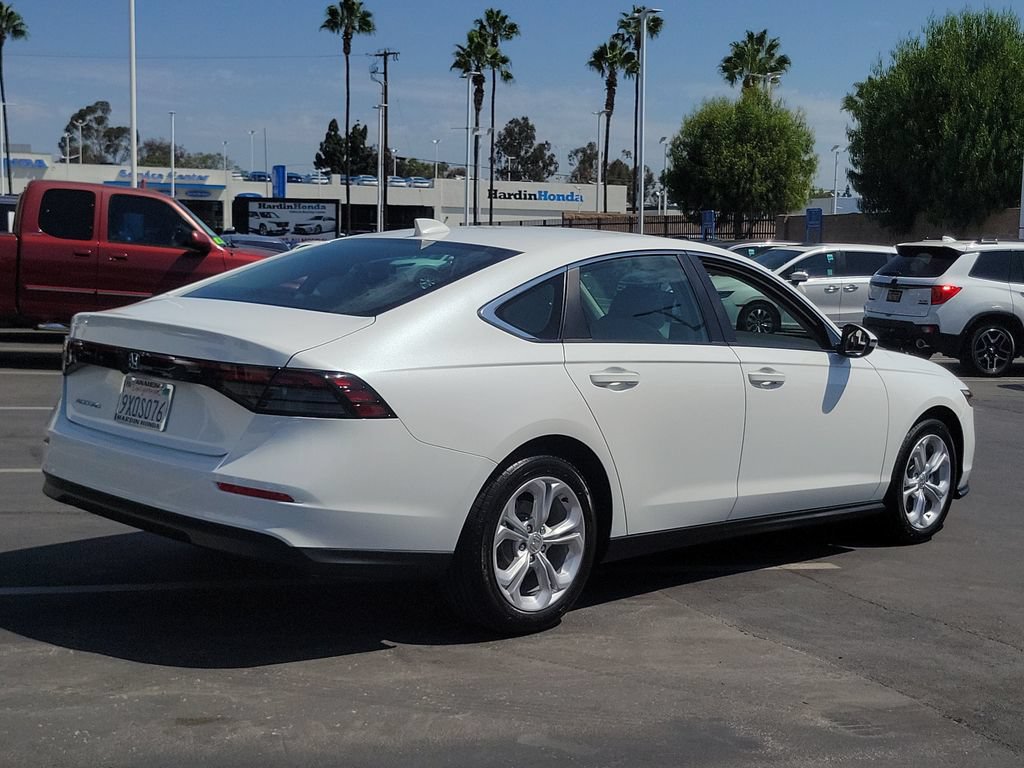 Certified 2025 Honda Accord LX image 5