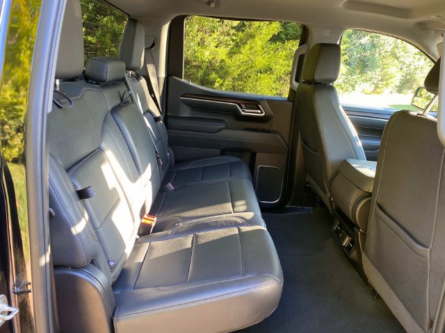 Used 2025 GMC Sierra 1500 SLT AWD/4WD image 34