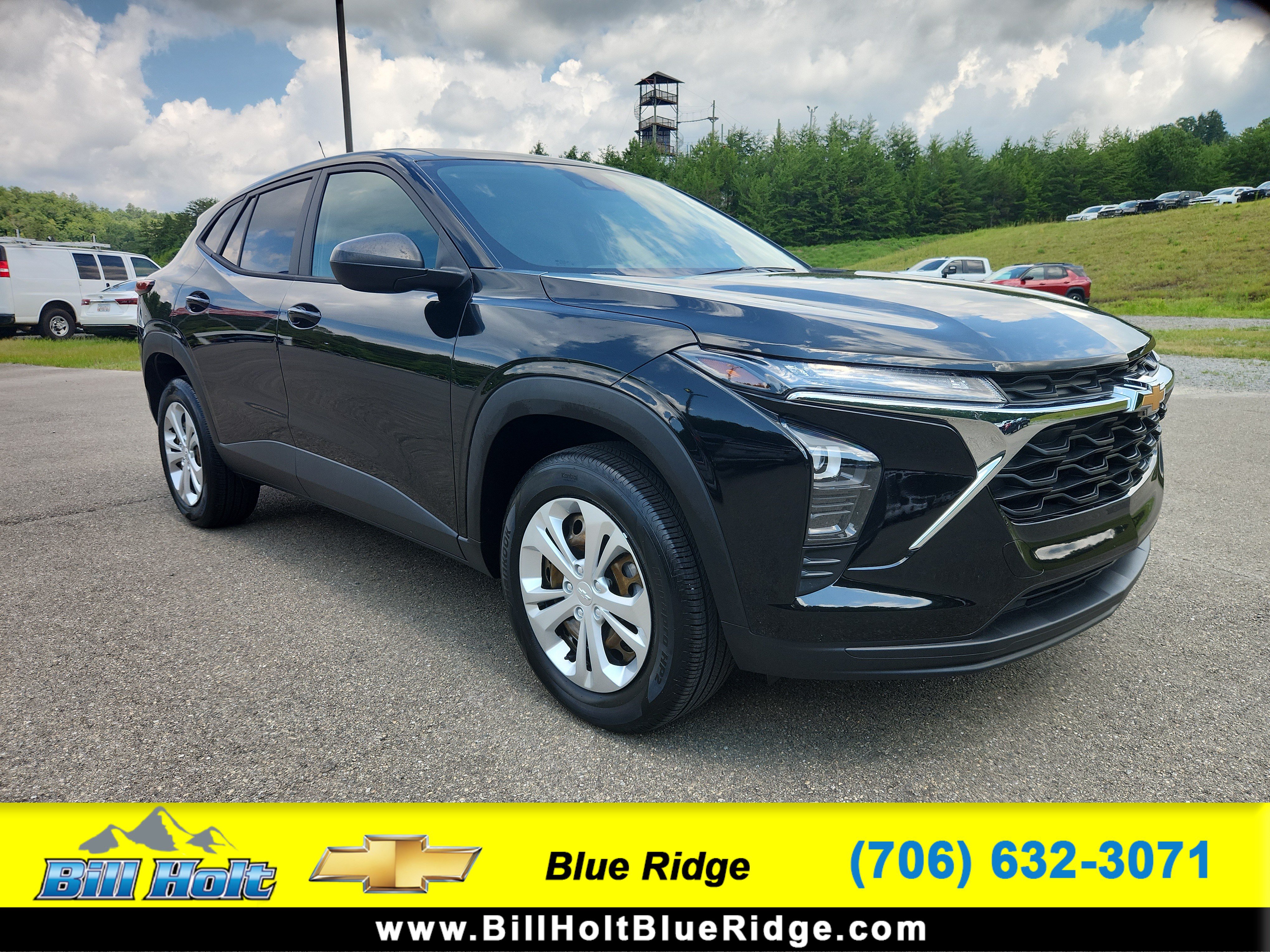 Used 2024 Chevrolet Trax LS w/ Driver Confidence Package FWD image 11