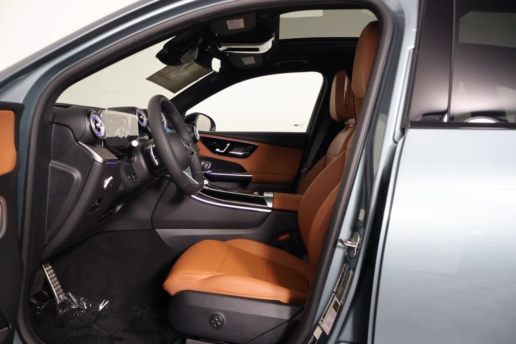 New 2027 Mercedes-Benz GLC 300 image 5