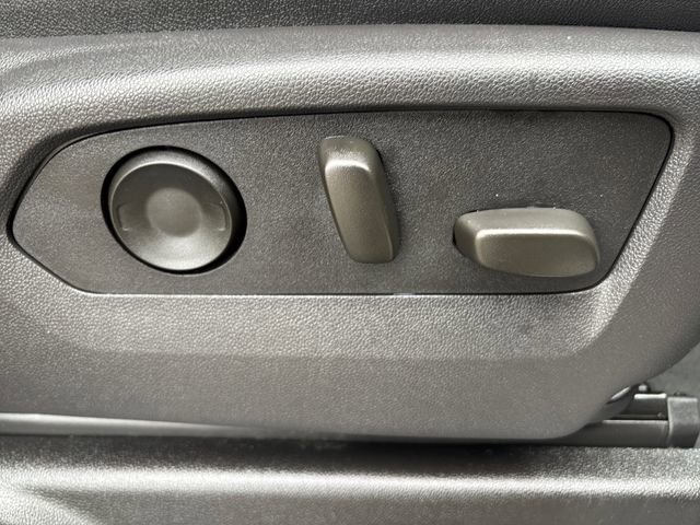 Used 2025 Chevrolet Tahoe Z71 image 38