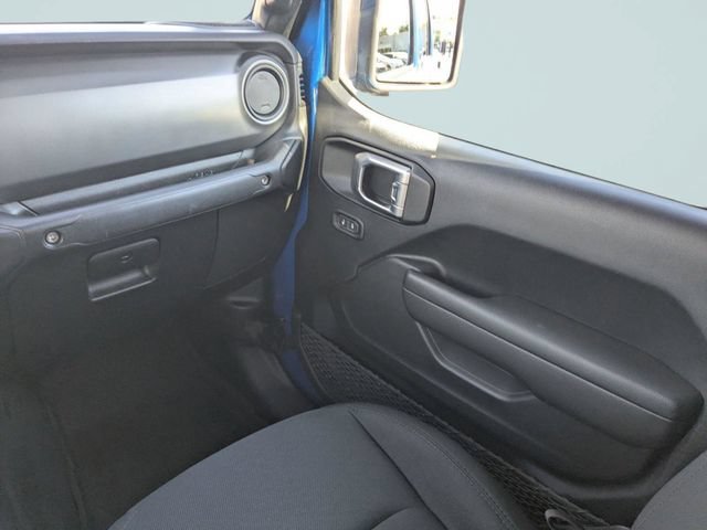 Used 2022 Jeep Gladiator Sport AWD/4WD image 16