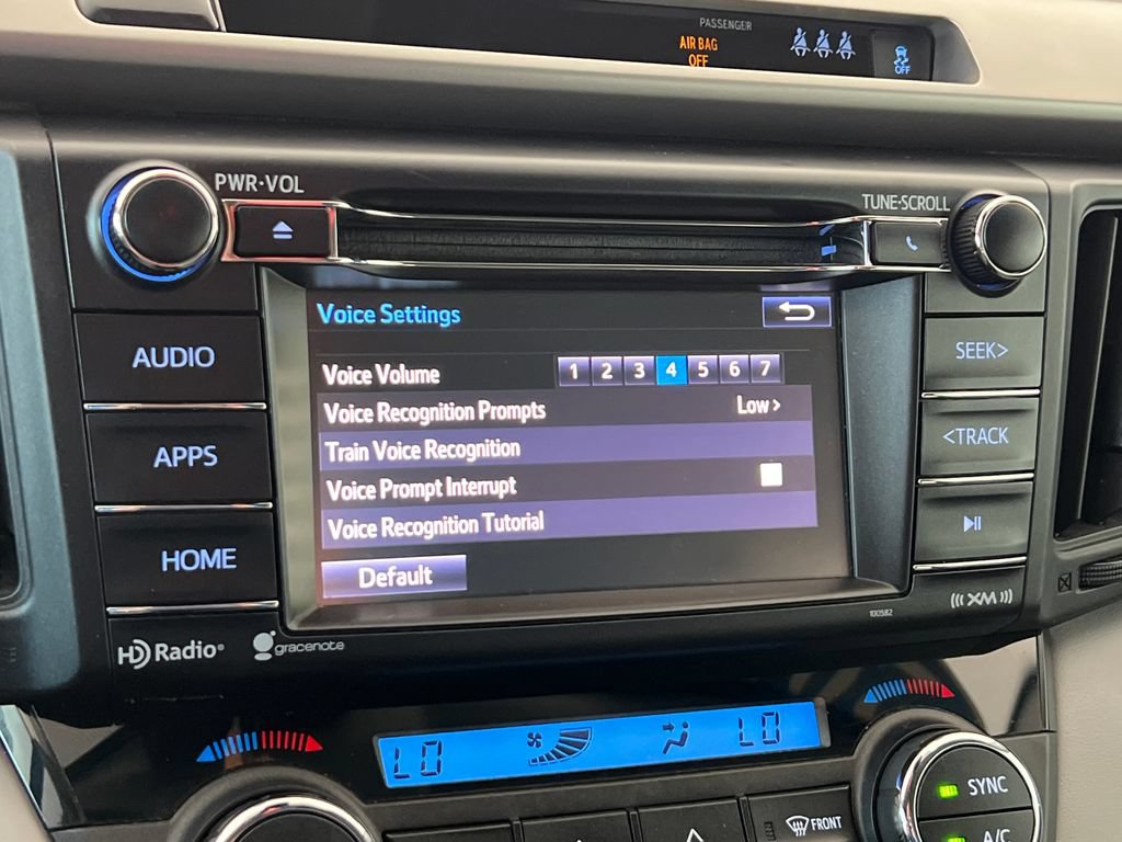 Used 2018 Toyota RAV4 XLE FWD image 21