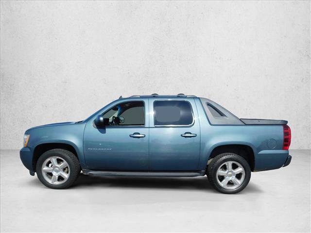 Used 2012 Chevrolet Avalanche LS AWD/4WD image 14