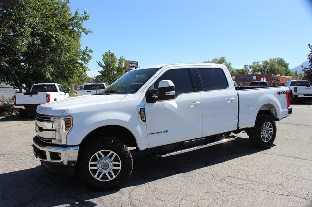 Used 2019 Ford F250 Lariat w/ Lariat Value Package image 2