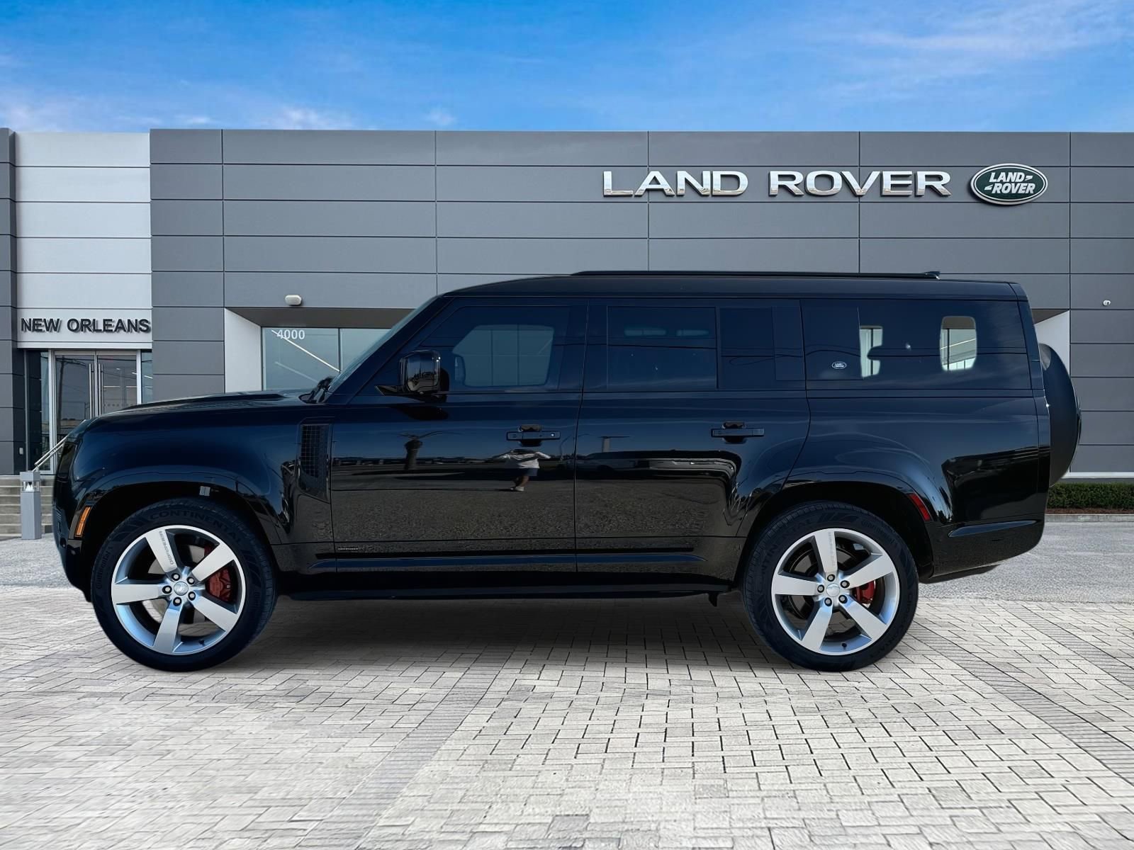 New 2024 Land Rover Defender 130 X image 5