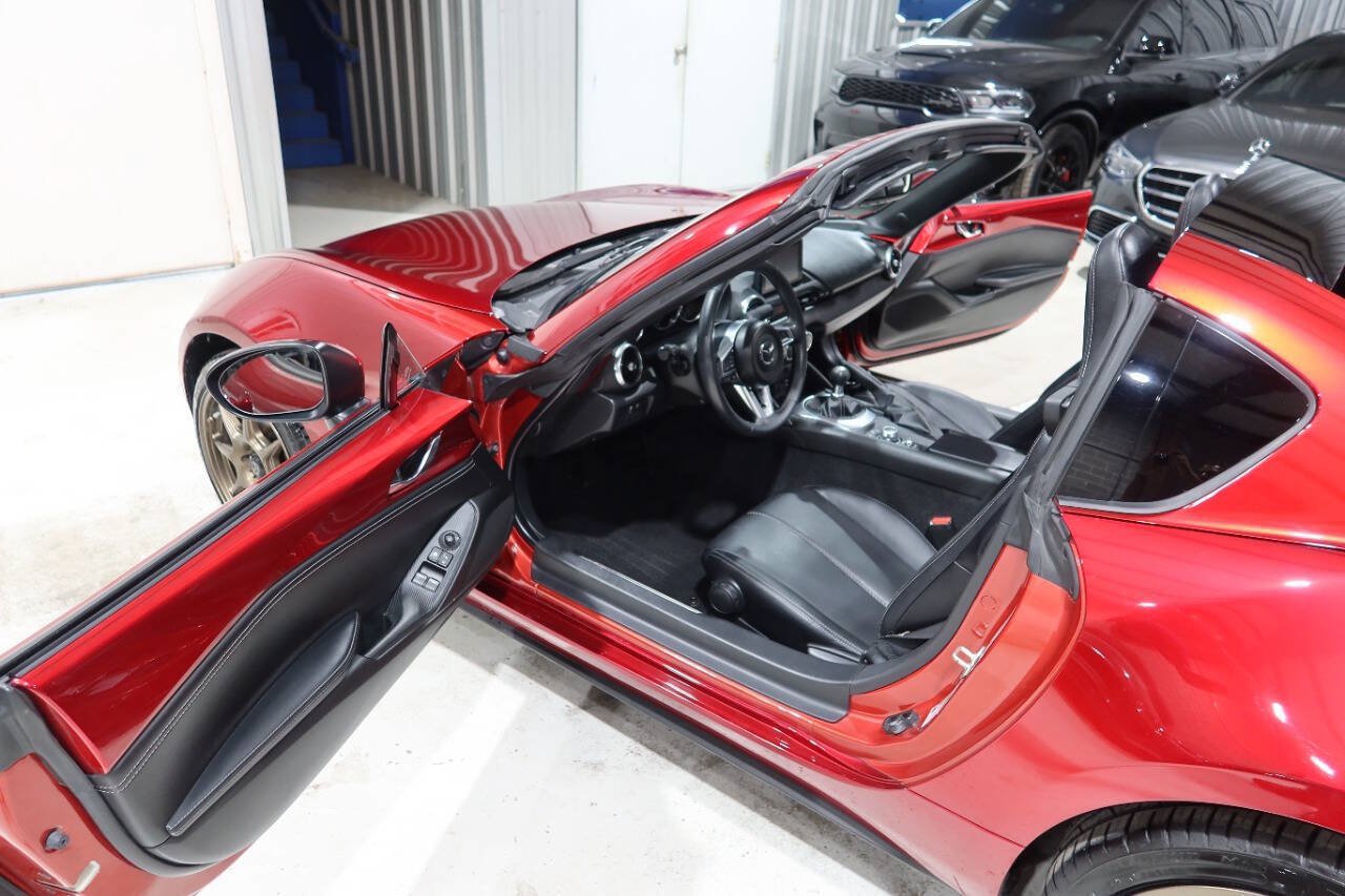 Used 2022 MAZDA MX-5 Miata RF Grand Touring RWD image 15