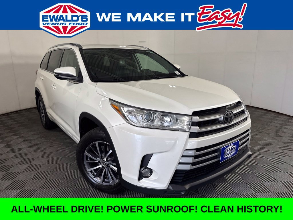 Used 2017 Toyota Highlander XLE AWD/4WD image 1