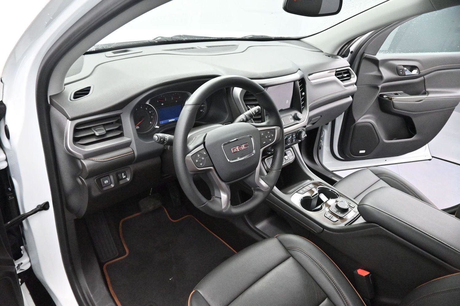 Used 2023 GMC Acadia AT4 w/ LPO, 'HIT The Road' Package AWD/4WD image 19
