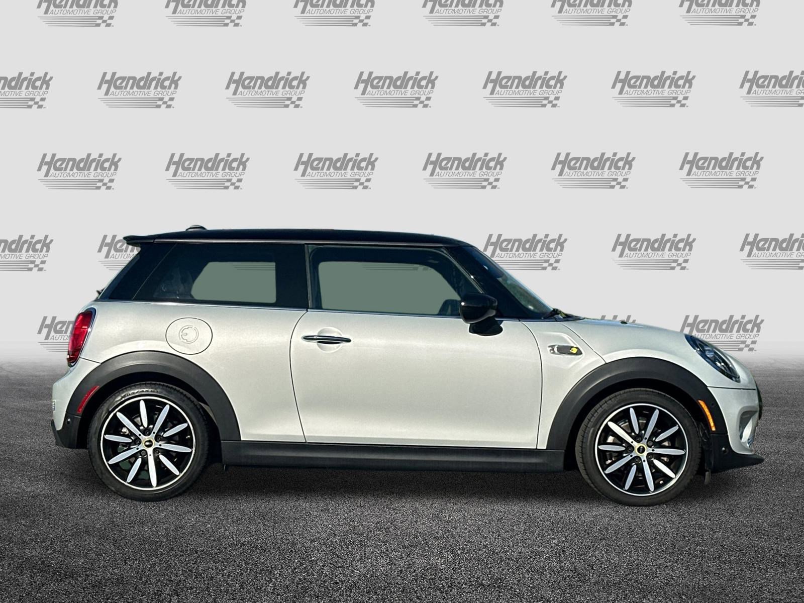 Used 2021 MINI Cooper SE w/ 8.8" Touchscreen Nav Package image 3