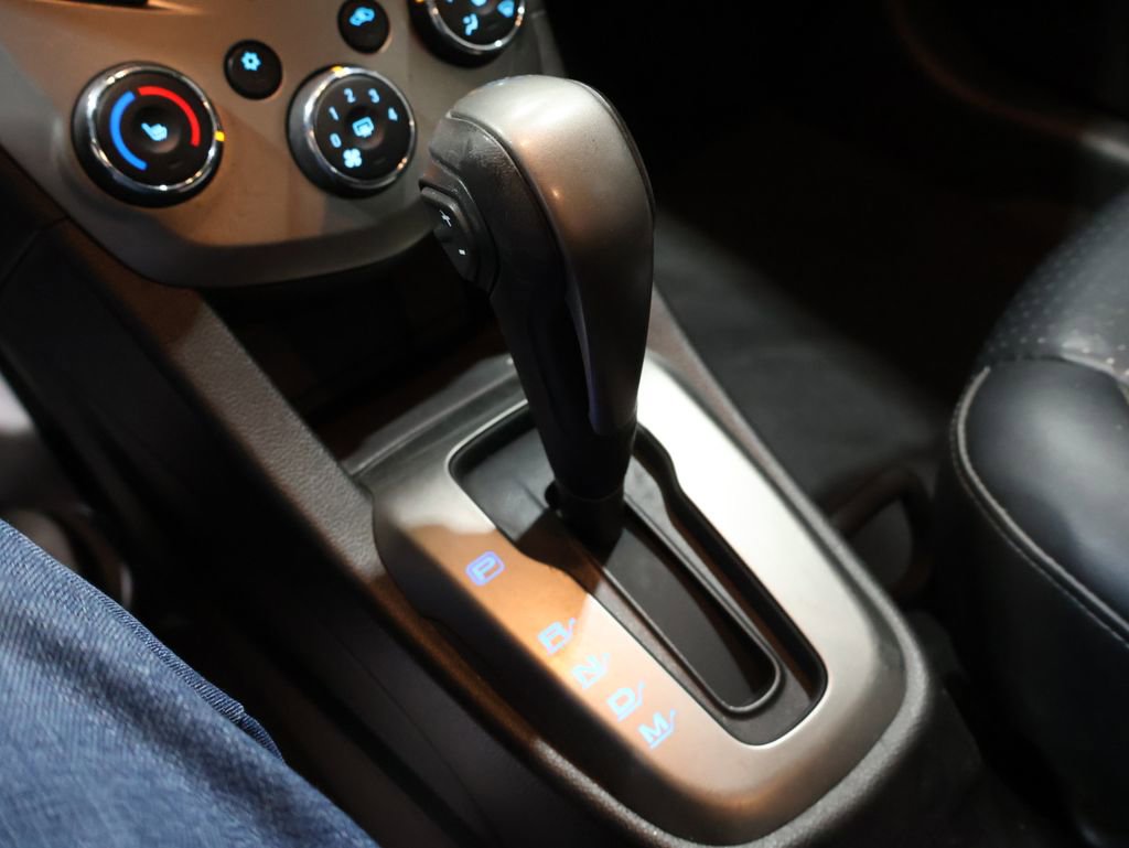 Used 2013 Chevrolet Sonic LTZ image 26