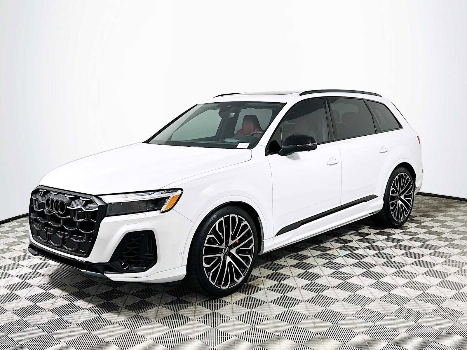 New 2026 Audi SQ7 Prestige image 3