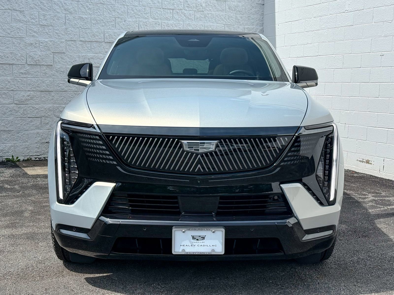 New 2025 Cadillac Escalade IQ Sport 2 AWD/4WD image 2