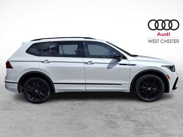 Used 2022 Volkswagen Tiguan SE R-Line AWD/4WD image 7