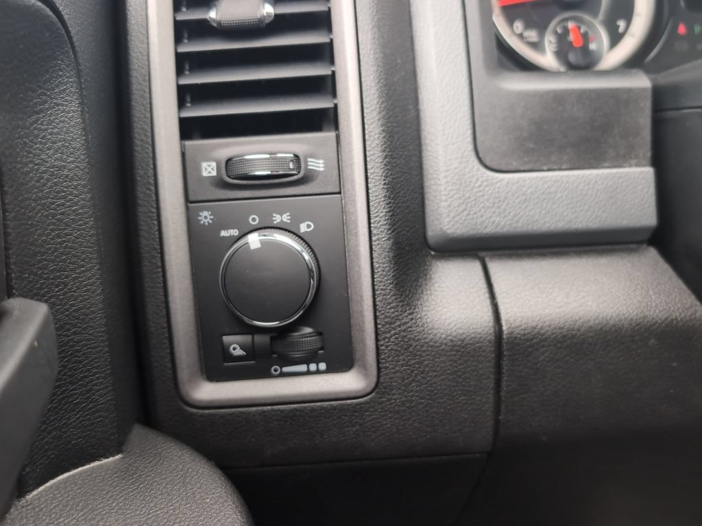 Used 2018 RAM 1500 Tradesman w/ Popular Equipment Group AWD/4WD image 17
