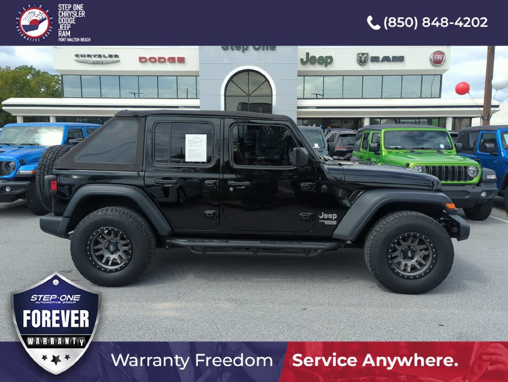 Used 2019 Jeep Wrangler Unlimited Sport S AWD/4WD image 7