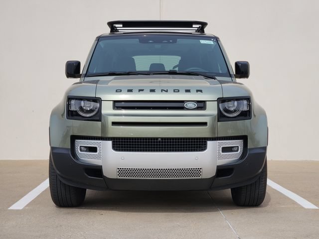 Used 2025 Land Rover Defender 110 S AWD/4WD image 2