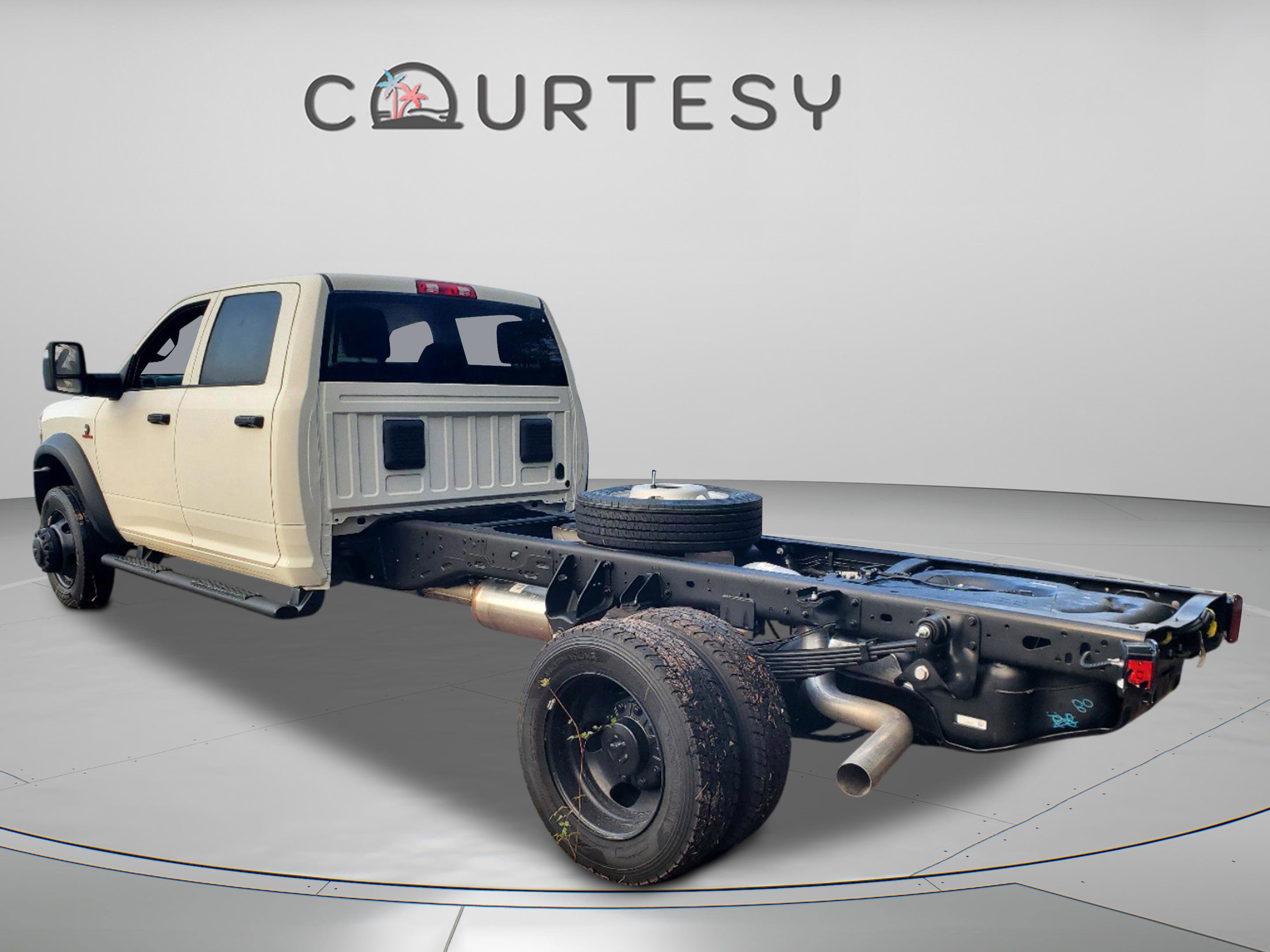 New 2026 RAM 5500 Tradesman AWD/4WD image 2