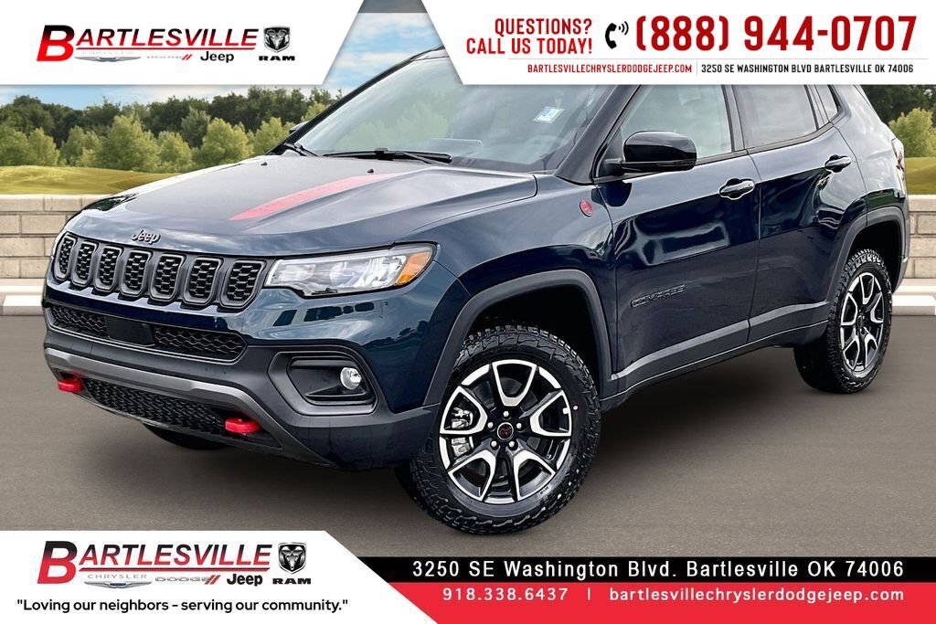 New 2026 Jeep Compass Trailhawk w/ Sun, Sound & Navigation Group AWD/4WD image 1