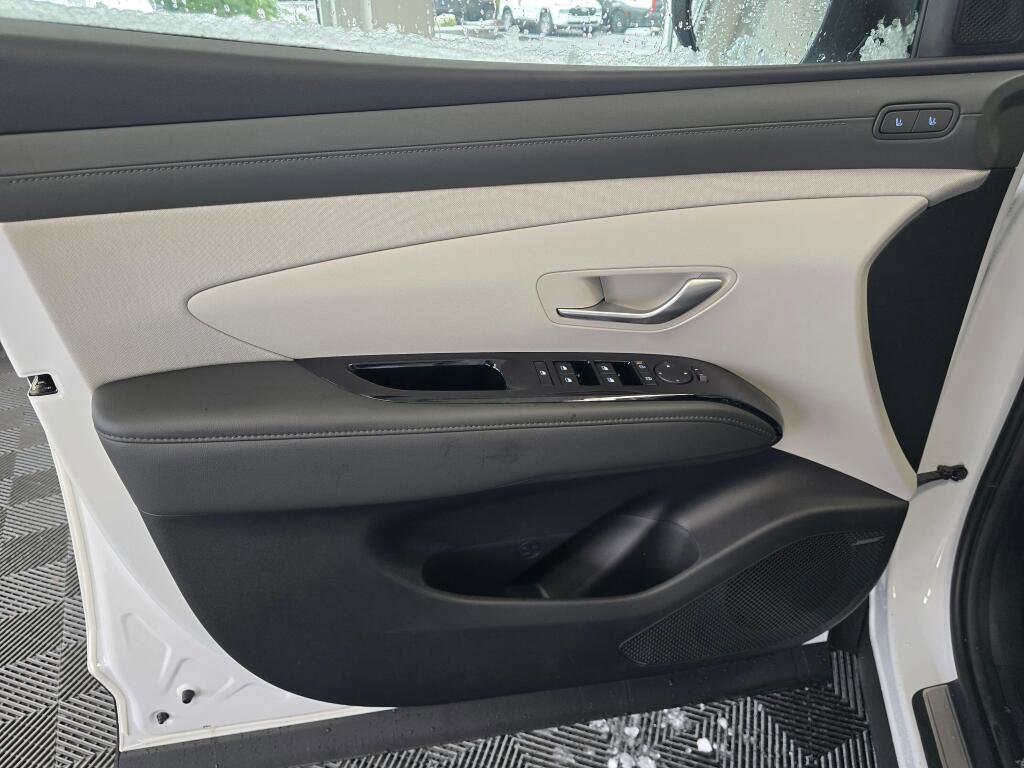 New 2026 Hyundai Tucson Limited image 35