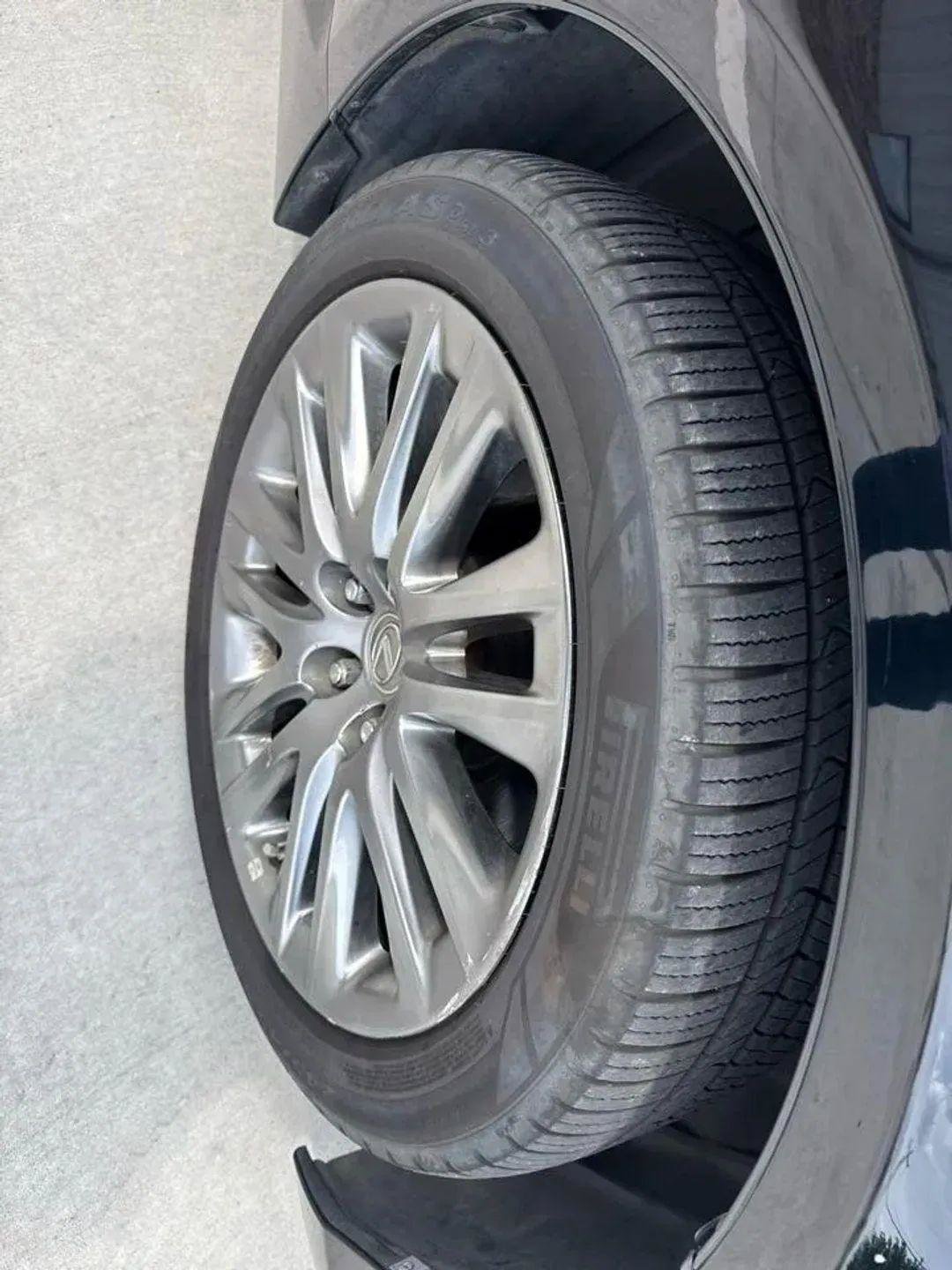 Used 2013 Lexus LS 460 L w/ Preferred Accessory Package RWD image 19