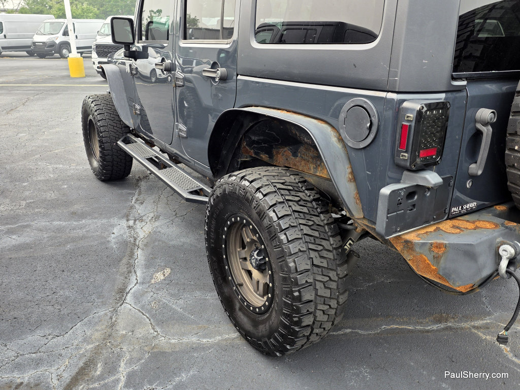 Used 2016 Jeep Wrangler Unlimited Sport w/ Connectivity Group AWD/4WD image 21