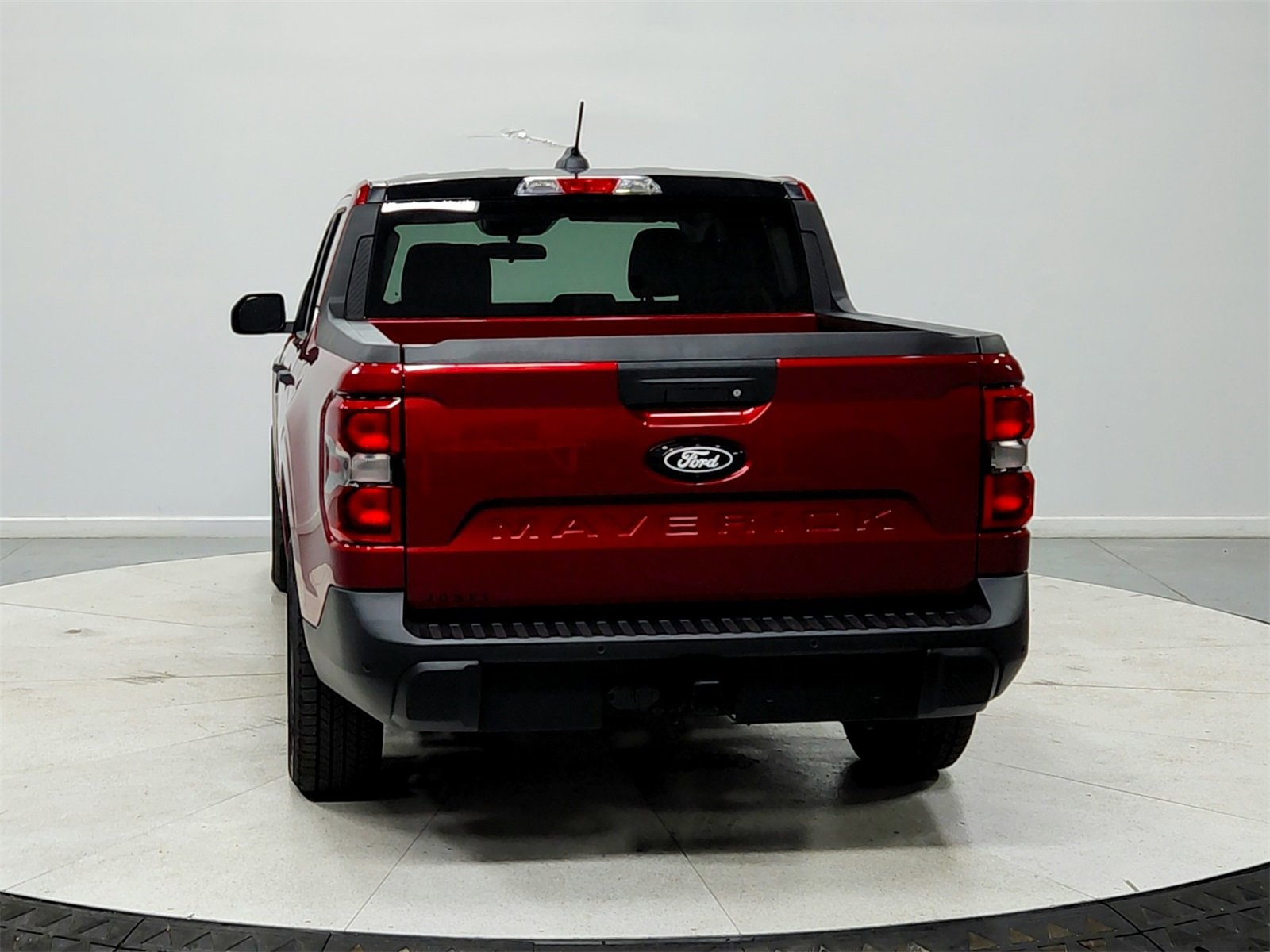 New 2025 Ford Maverick XLT w/ XLT Luxury Package image 6