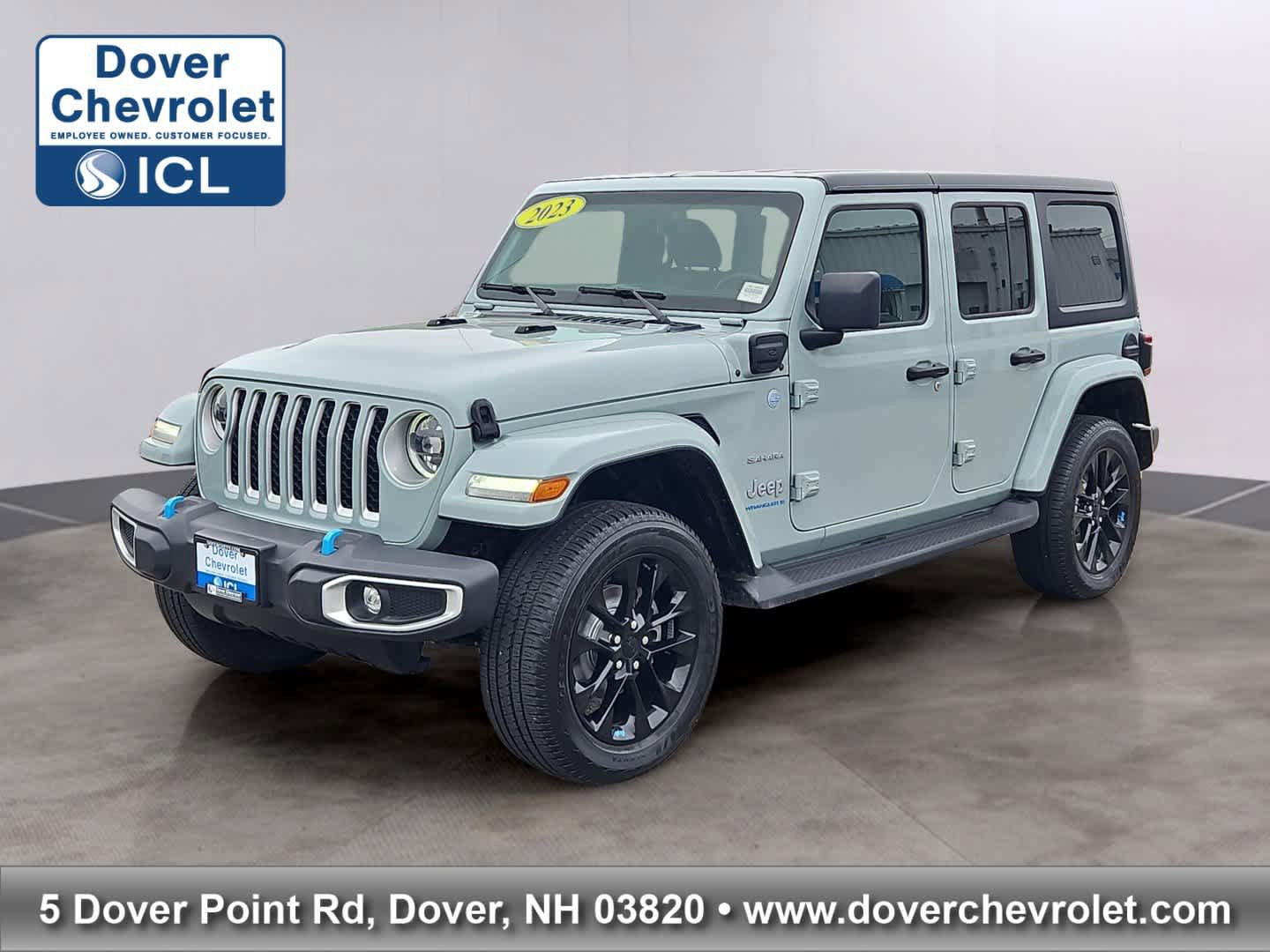 Used 2023 Jeep Wrangler Unlimited Sahara w/ Cold Weather Group AWD/4WD image 1