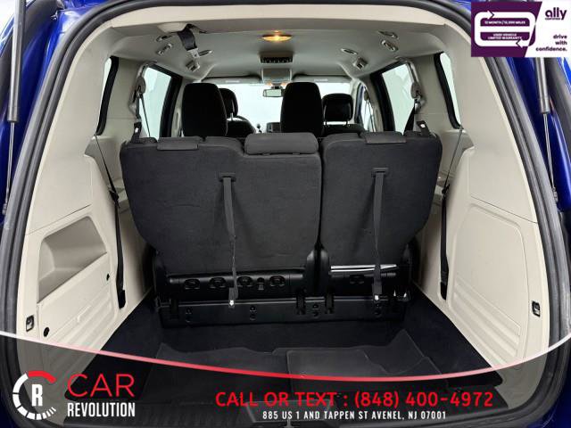 Used 2019 Dodge Grand Caravan SE image 7