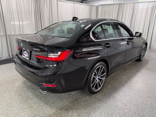 Used 2020 BMW 330i xDrive Sedan w/ Driving Assistance Package AWD/4WD image 4