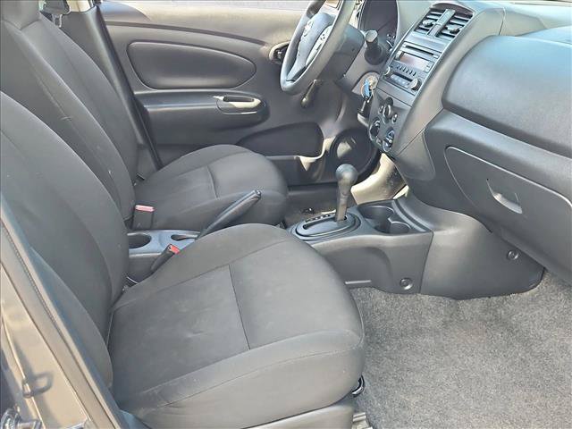 Used 2015 Nissan Versa S Plus FWD image 25