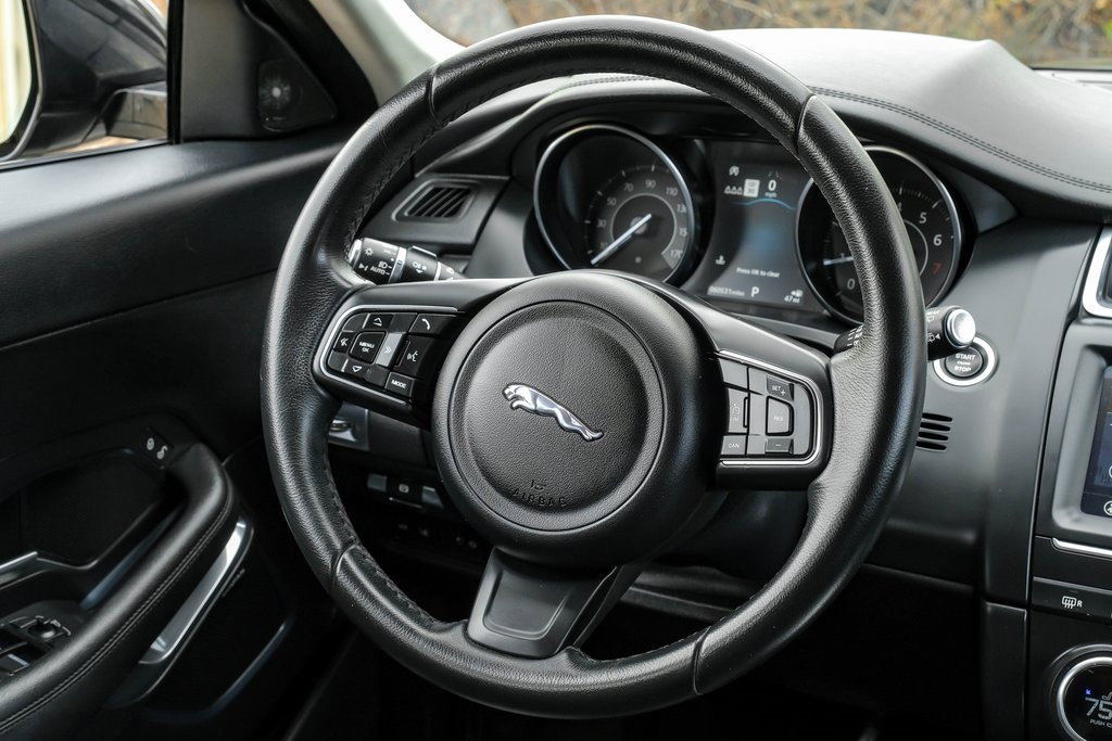Used 2020 Jaguar E-PACE image 21