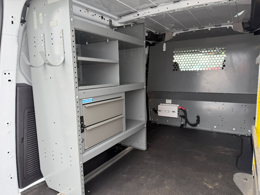 Used 2016 Ford Transit Connect XL FWD image 12