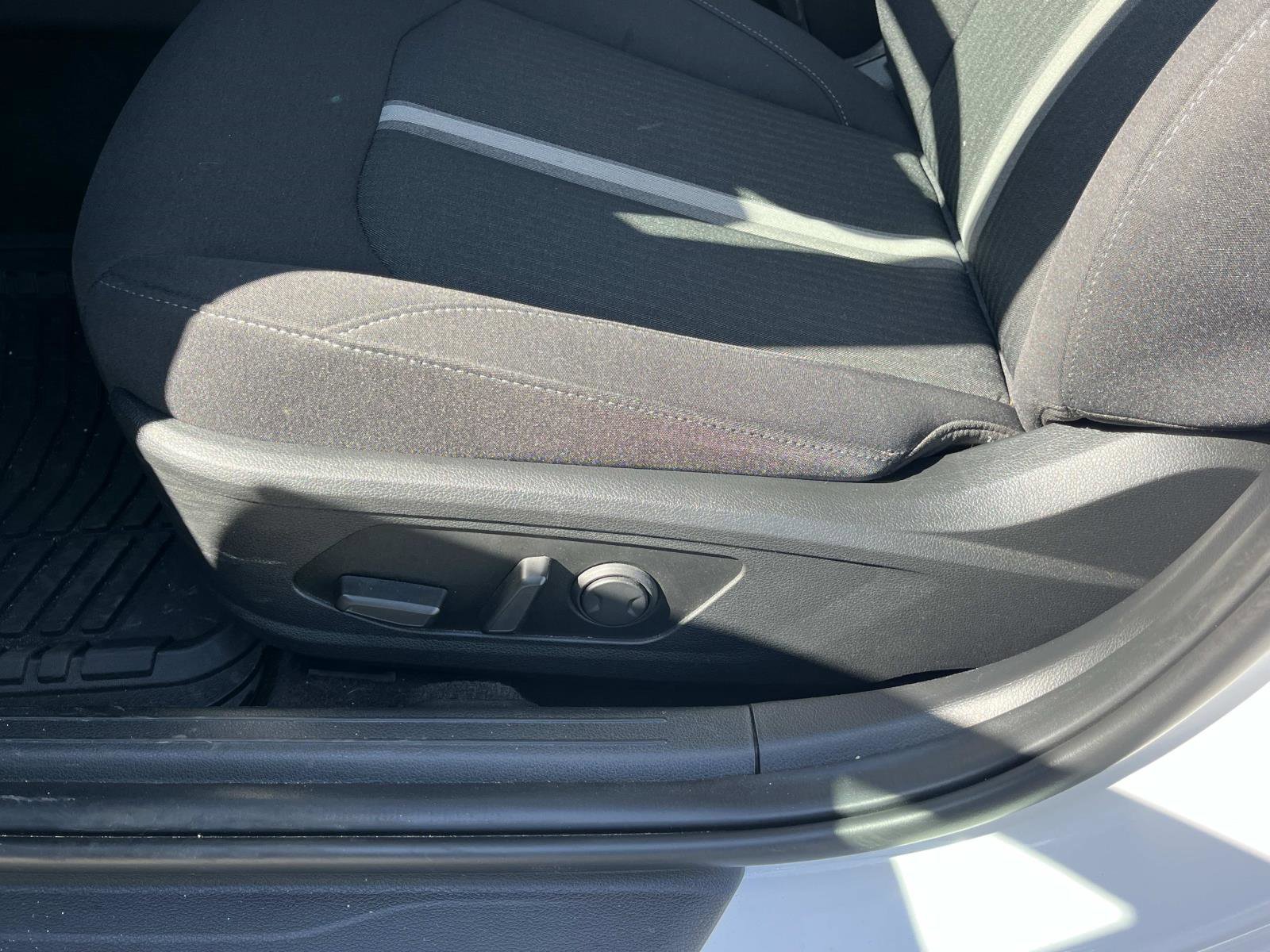 Used 2025 Hyundai Sonata SEL FWD image 24