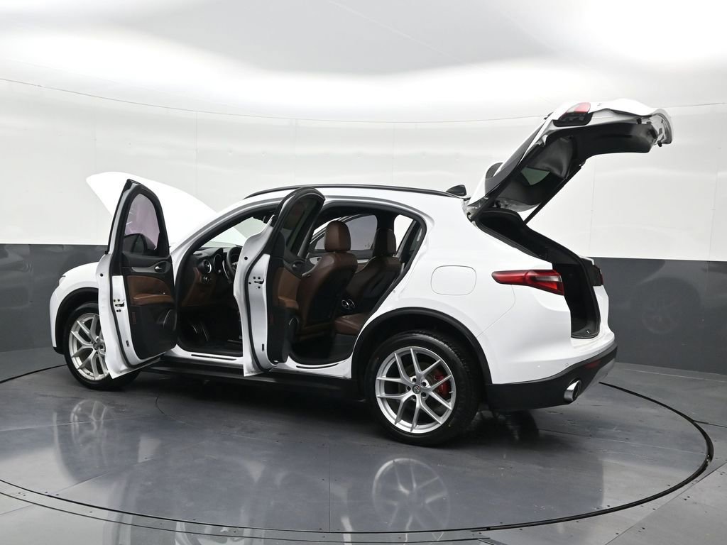 Used 2019 Alfa Romeo Stelvio Ti Sport w/ Quick Order Package 22S Sport image 36