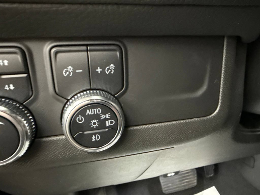 Used 2022 GMC Yukon XL Denali AWD/4WD image 27