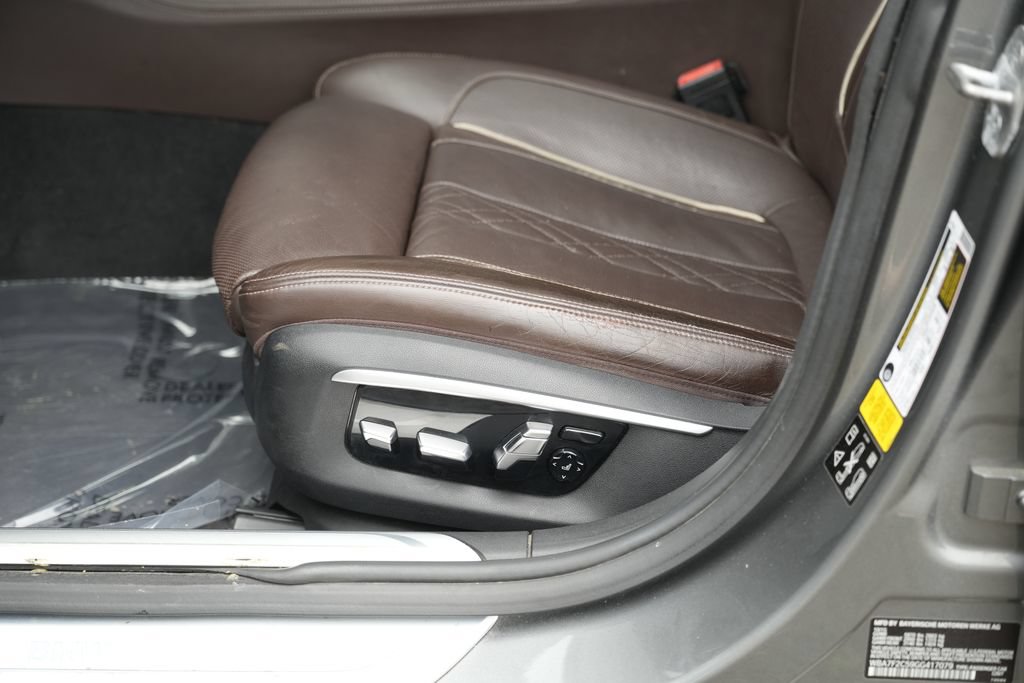Used 2016 BMW 750i xDrive AWD/4WD image 18