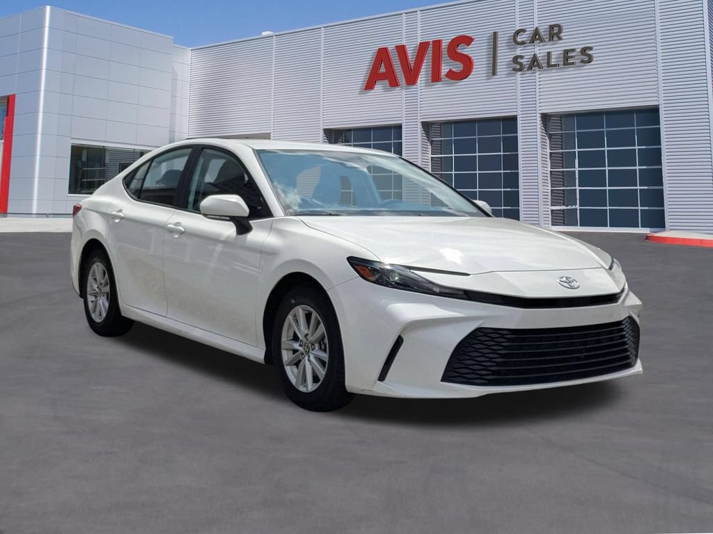 Used 2025 Toyota Camry LE FWD image 9