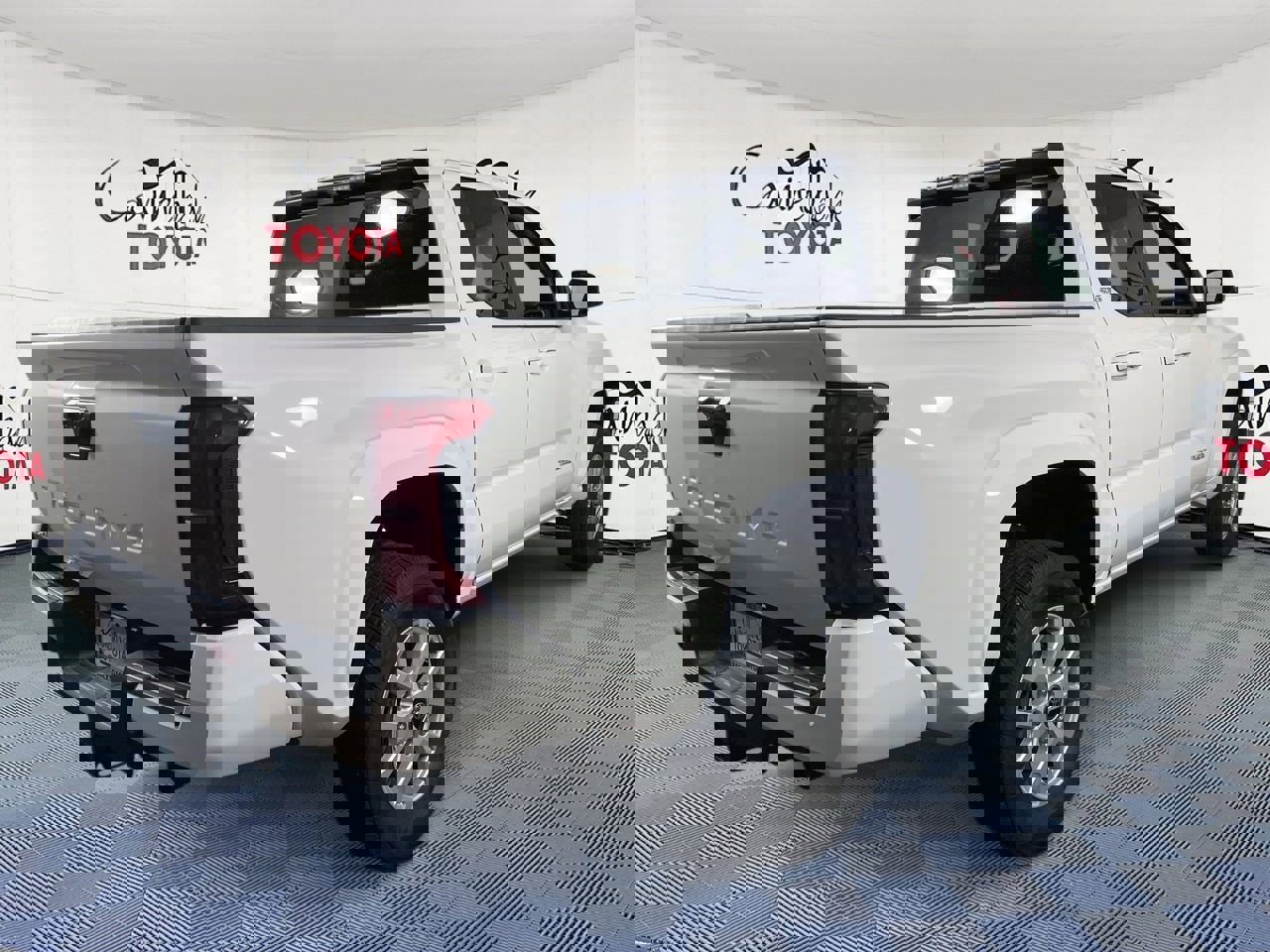 Used 2025 Toyota Tacoma SR5 image 7