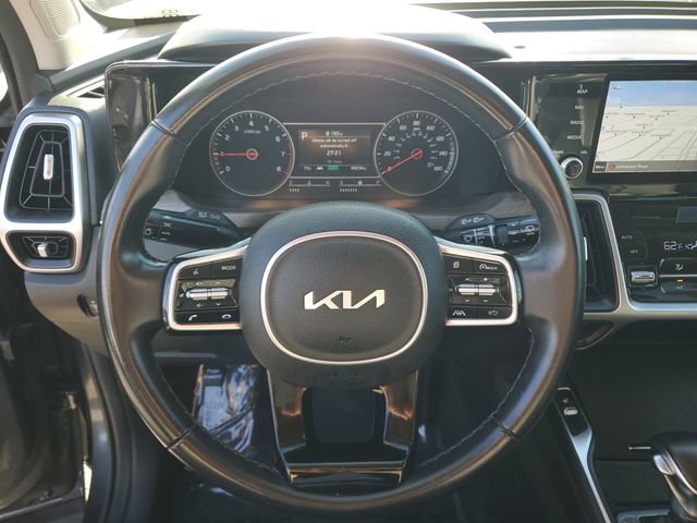 Used 2022 Kia Sorento S image 18