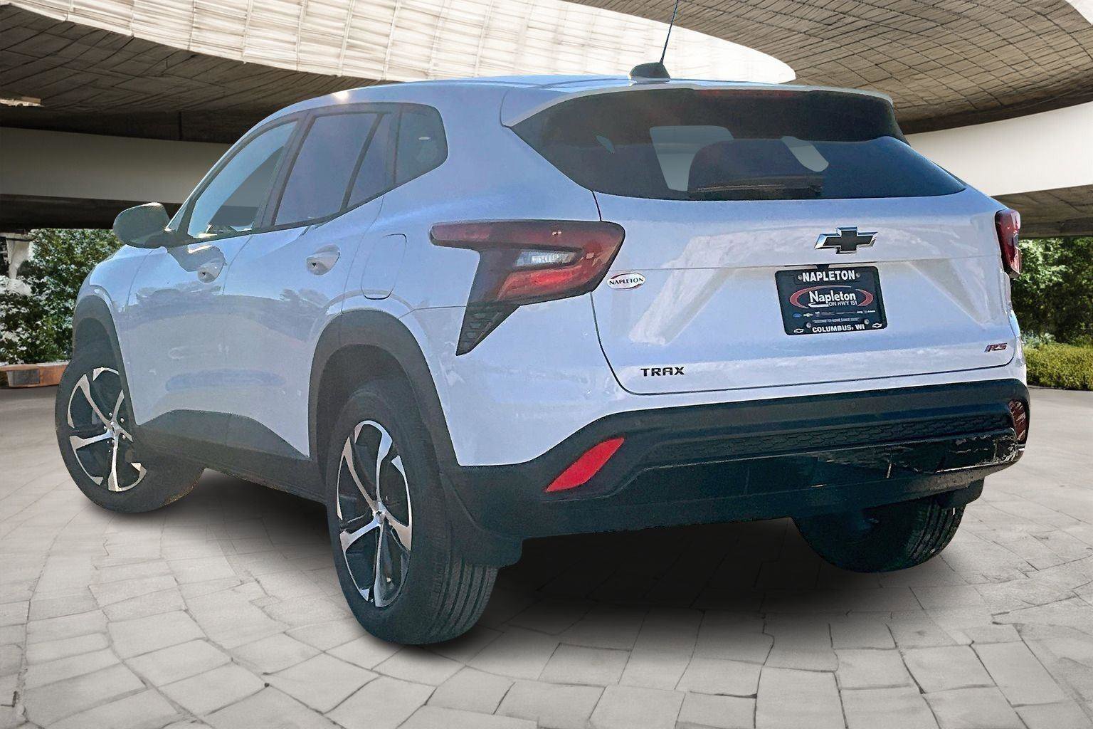 New 2026 Chevrolet Trax RS w/ Driver Confidence Package image 3