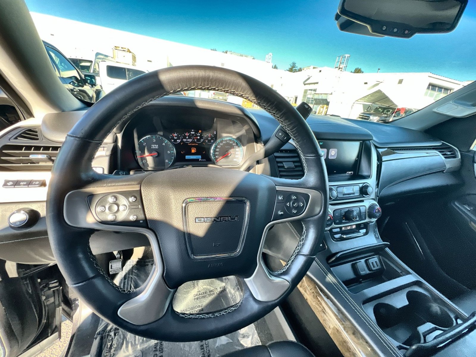 Used 2017 GMC Yukon Denali w/ Open Road Package image 16