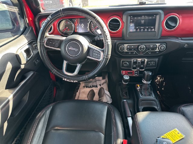 Used 2021 Jeep Wrangler Unlimited Rubicon w/ Cold Weather Group AWD/4WD image 18