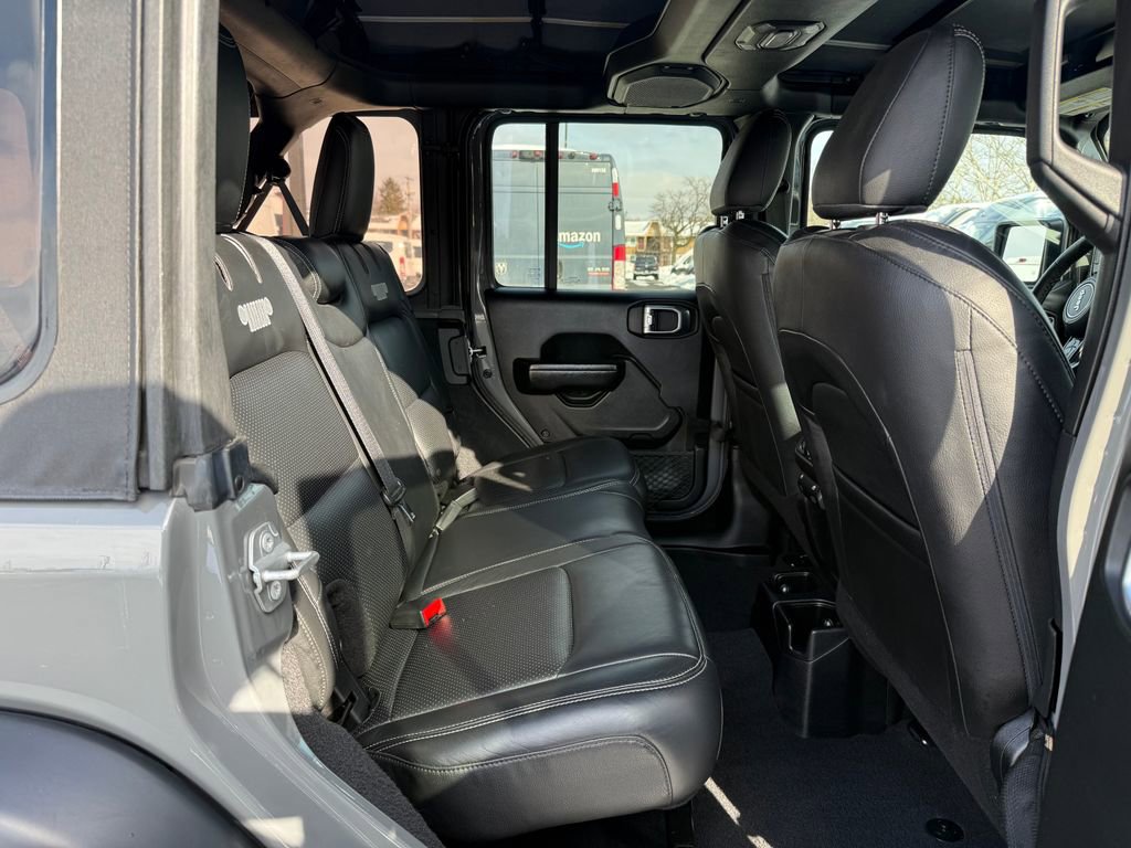 Used 2021 Jeep Wrangler Unlimited Sport image 16