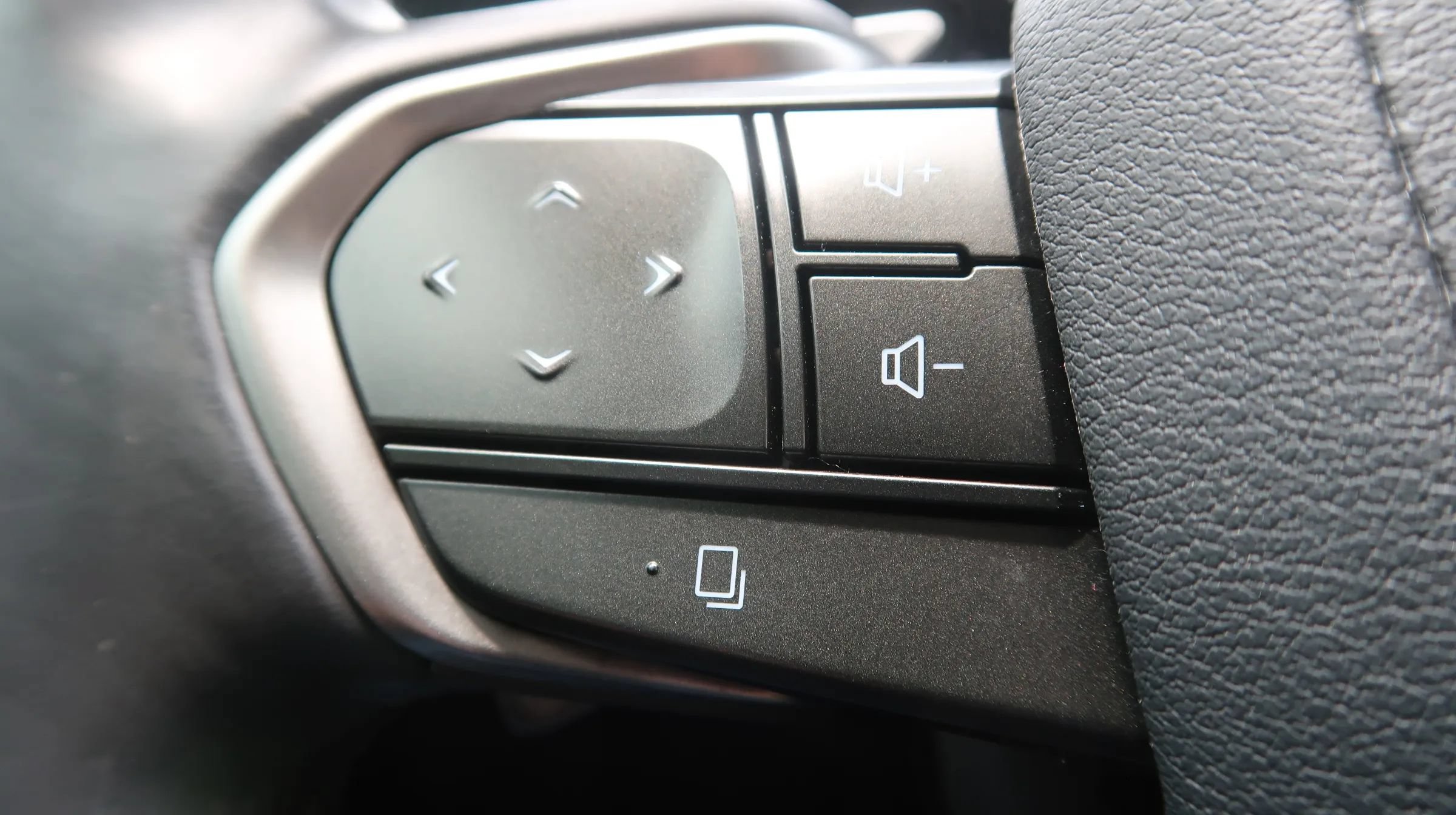 Used 2022 Lexus NX 350 AWD image 38