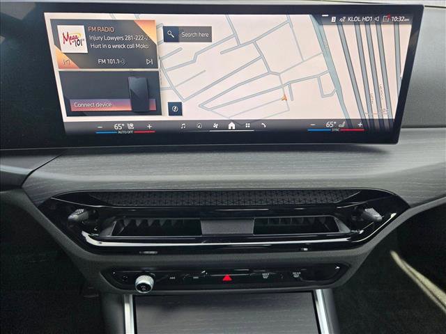 Used 2025 BMW 330i Sedan w/ M Sport Package image 12