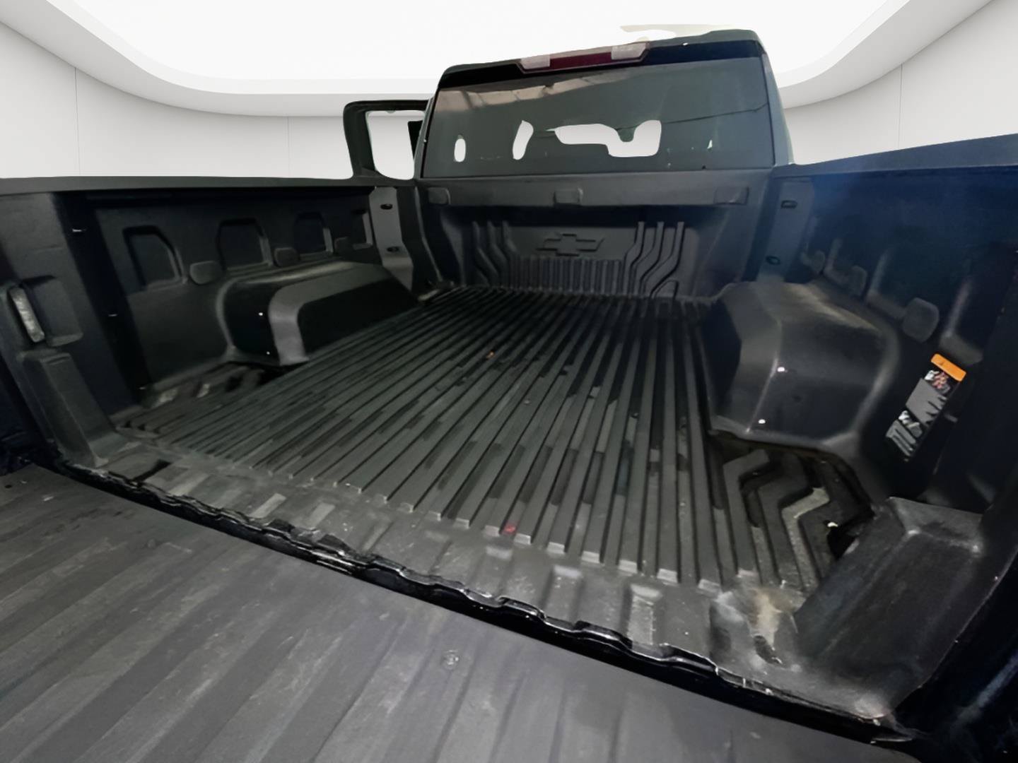 Certified 2023 Chevrolet Silverado 1500 RST w/ Z71 Off-Road Package AWD/4WD image 15