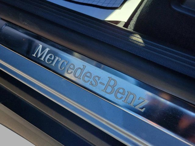 Used 2023 Mercedes-Benz GLC 300 image 32