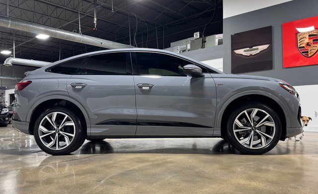 Used 2024 Audi Q4 e-tron Premium Plus AWD/4WD image 7