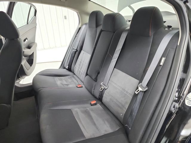 Used 2025 Nissan Sentra SR w/ Midnight Edition image 35